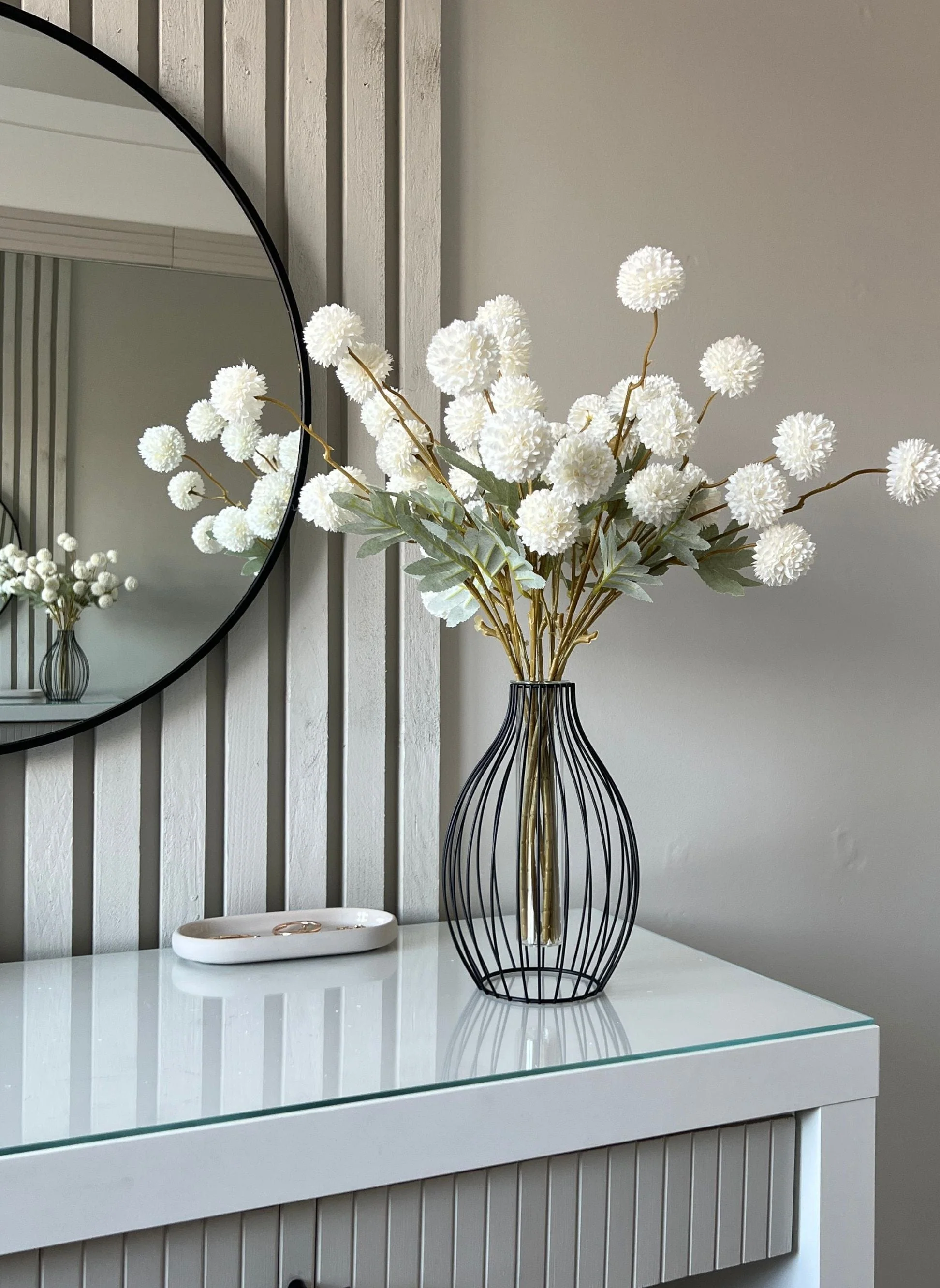 Faux Kiku Flower - White (10 Stems / 50 heads) - Image 4
